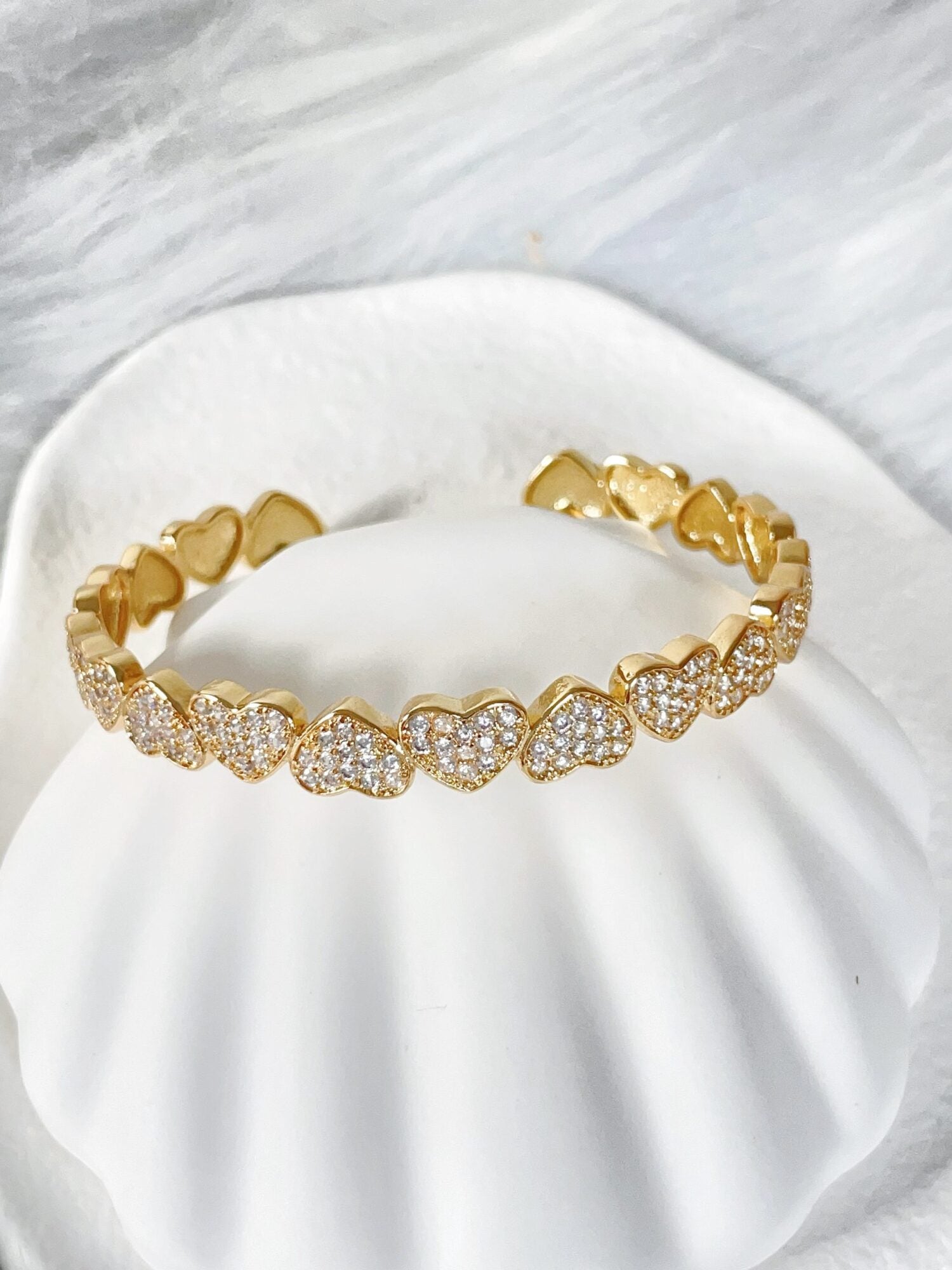 Waterproof Gold Bangle | 18k Gold Filled – Elli Heart image 0