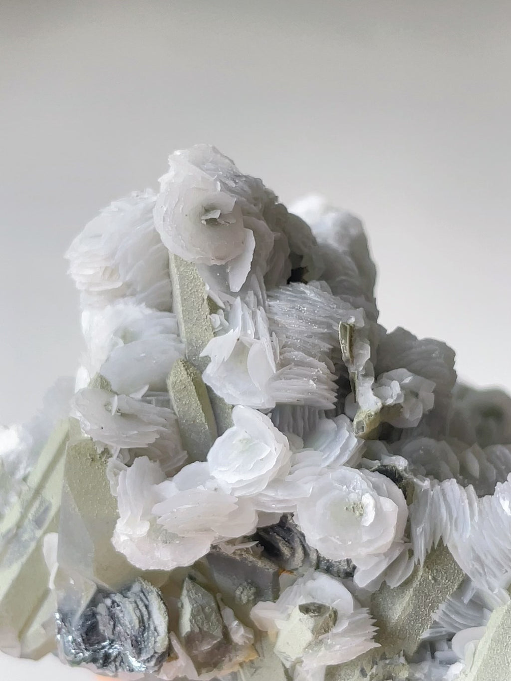 Petal Calcite and Specular Hematite on Chlorite-included Quartz - Inner Mongolia, China