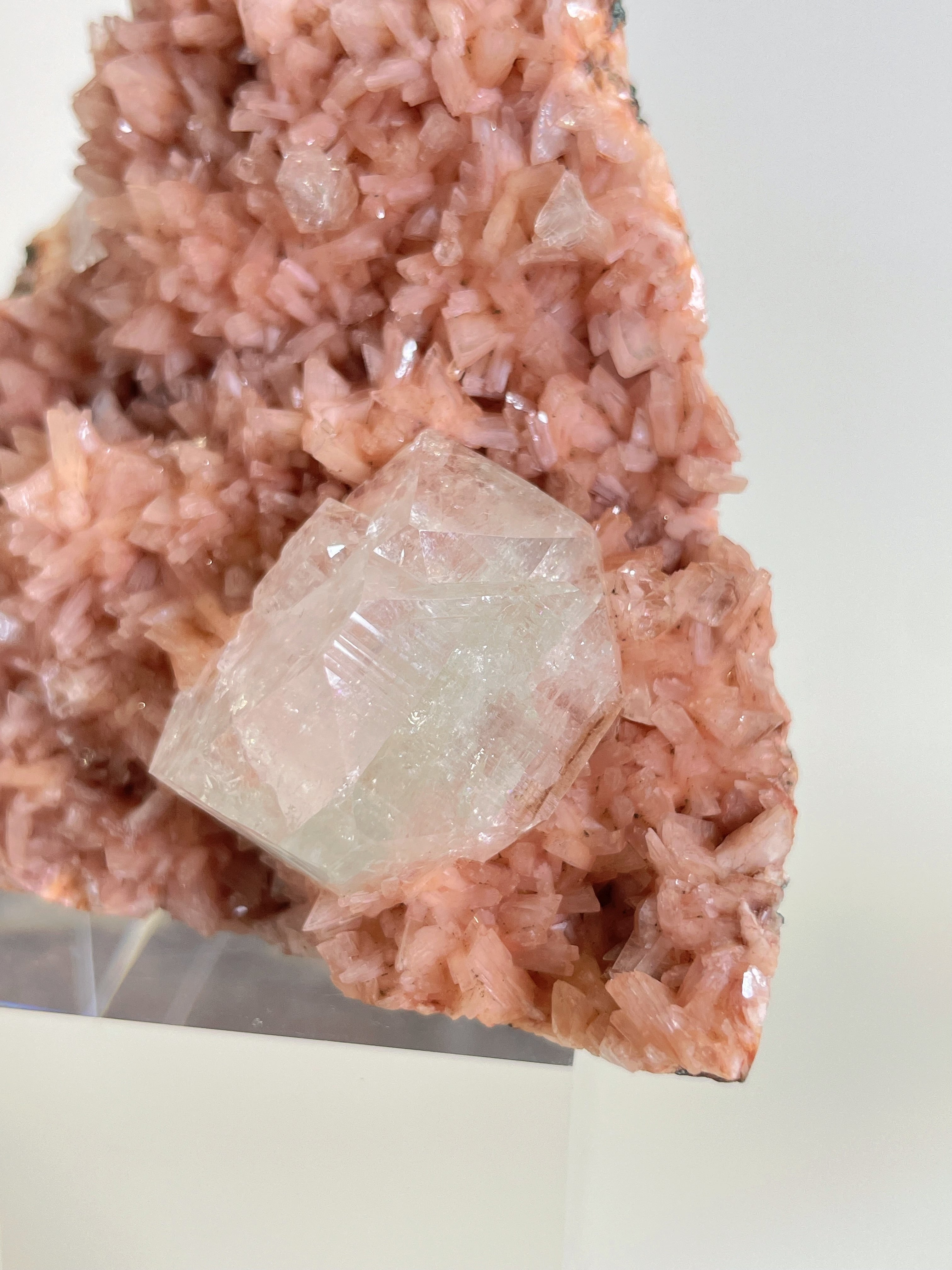 Pink Heulandite & Apophyllite 2