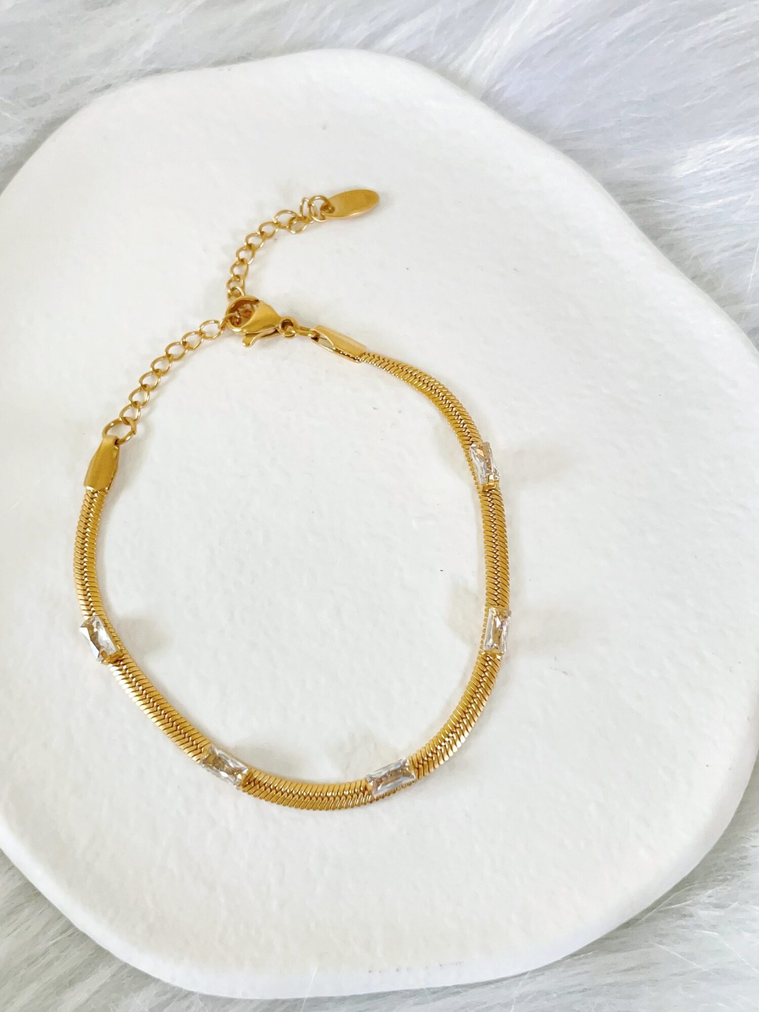 Waterproof Gold Chain Bracelet | 18k Gold Filled – Layla image 1
