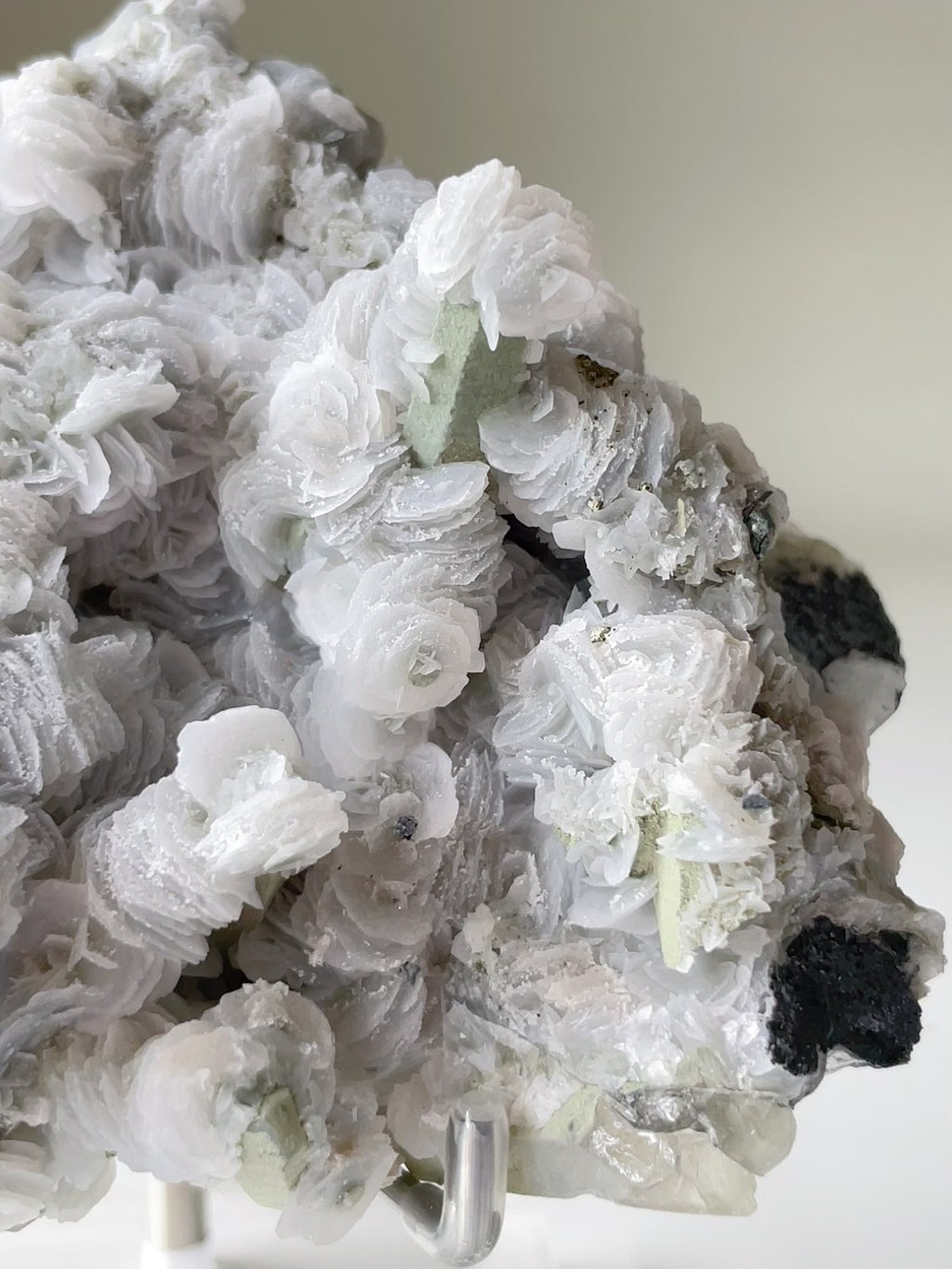 Petal Calcite and Specular Hematite on Chlorite-included Quartz - Inner Mongolia, China