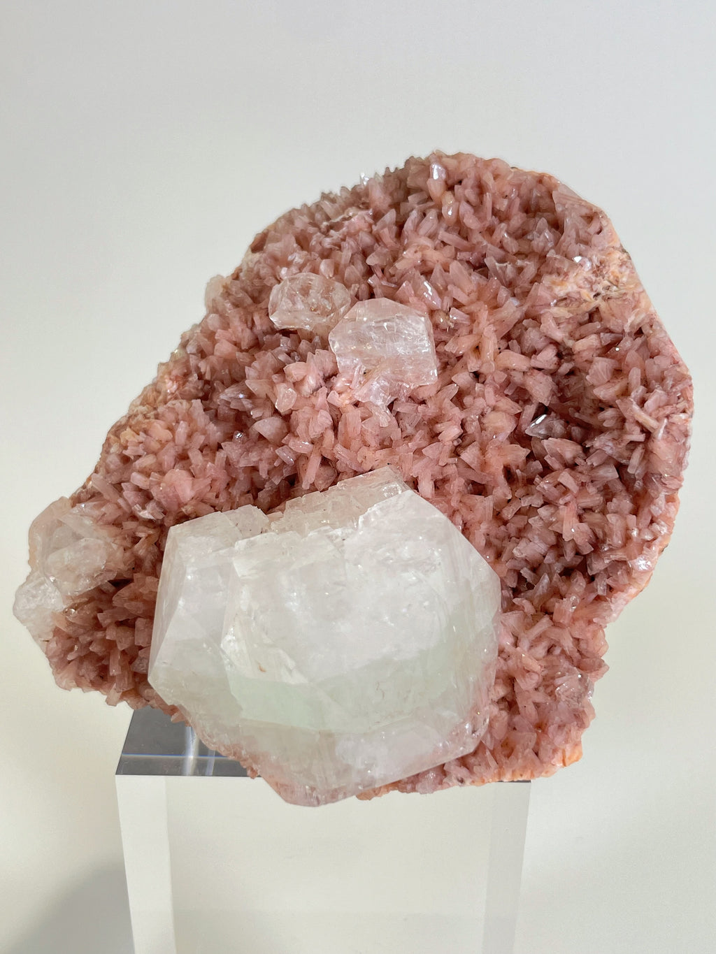 Pink Heulandite & Apophyllite 4