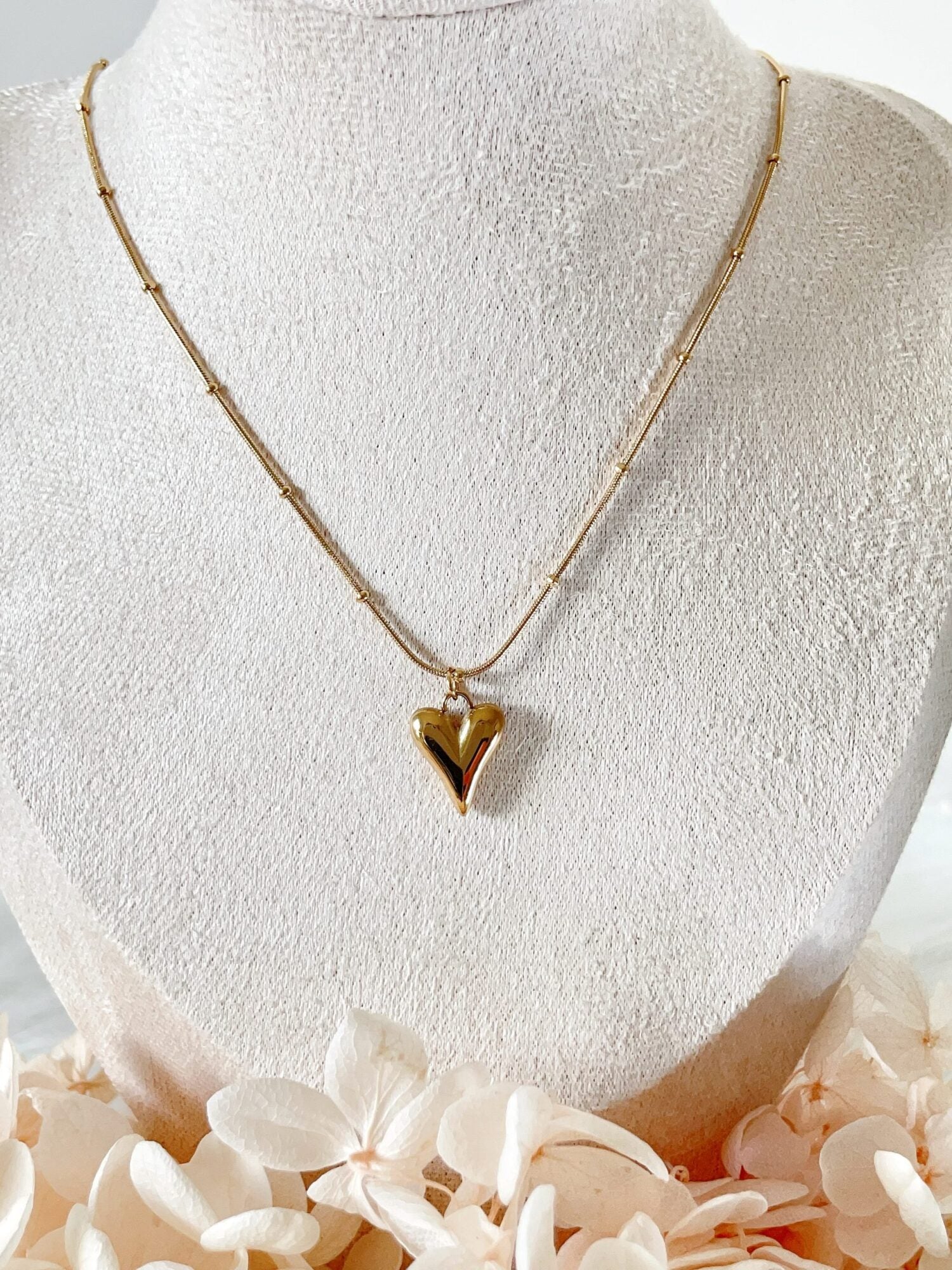 Waterproof Gold Heart Necklace | 18k Gold Filled – Lila image 1