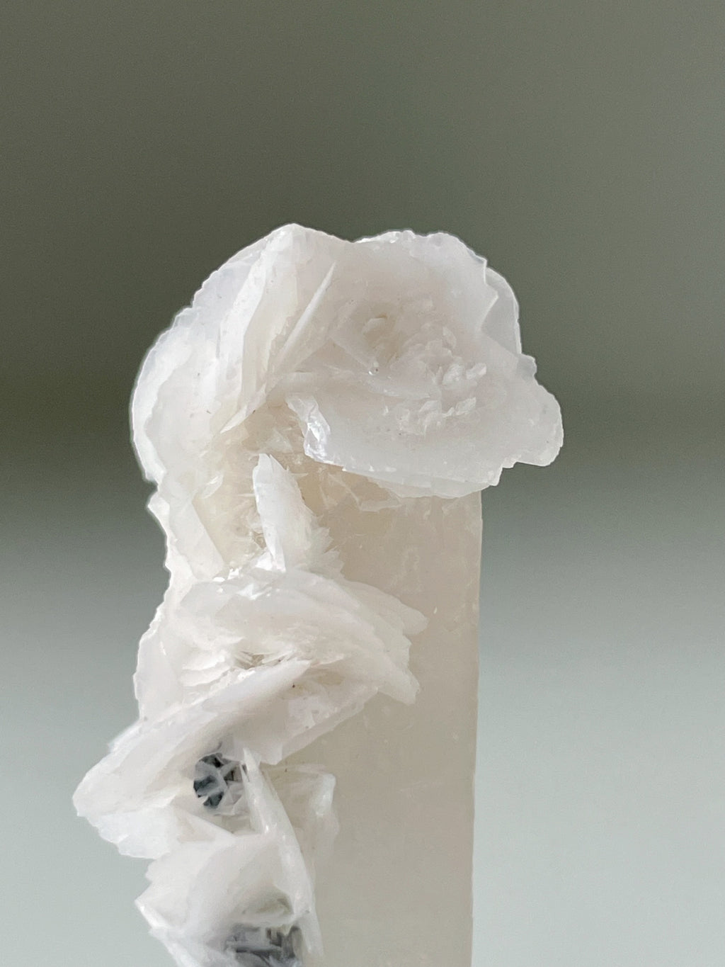 Flower Calcite on Quartz - Inner Mongolia, China