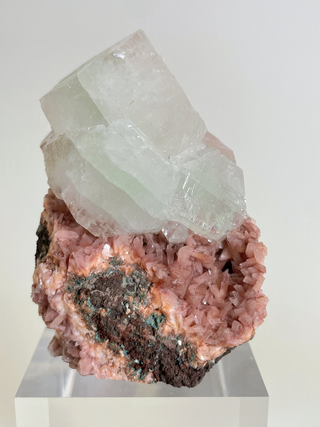 Pink Heulandite & Apophyllite 1