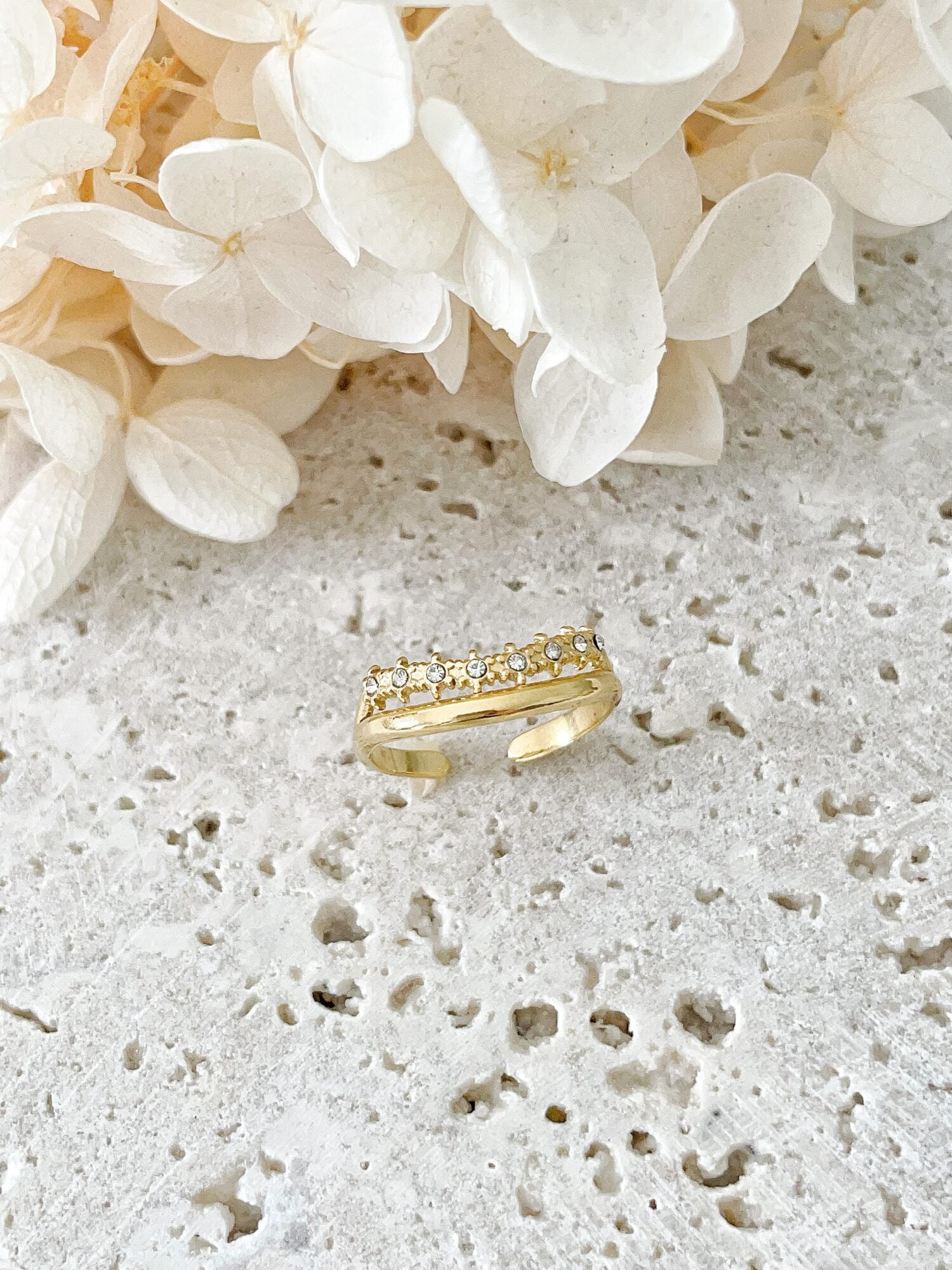 Waterproof Gold Crown Ring | 18k Gold Filled – Eva image 0