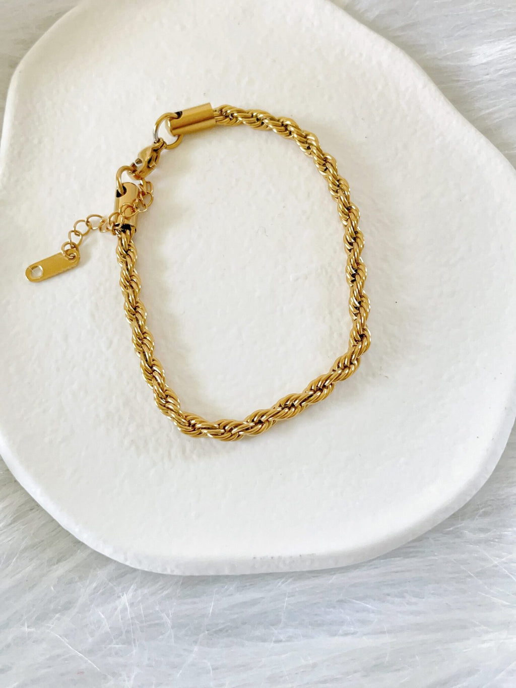Waterproof Gold Chain Bracelet | 18k Gold Filled – Lola image 1