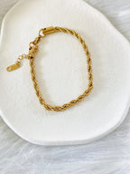 Waterproof Gold Chain Bracelet | 18k Gold Filled – Lola image 1