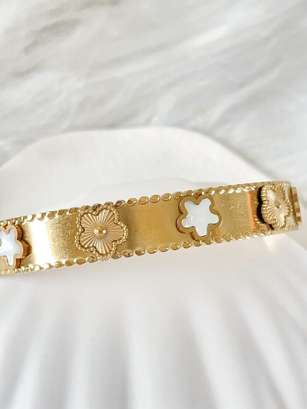 Waterproof Gold Bangle | 18k Gold Filled – Deni image 1